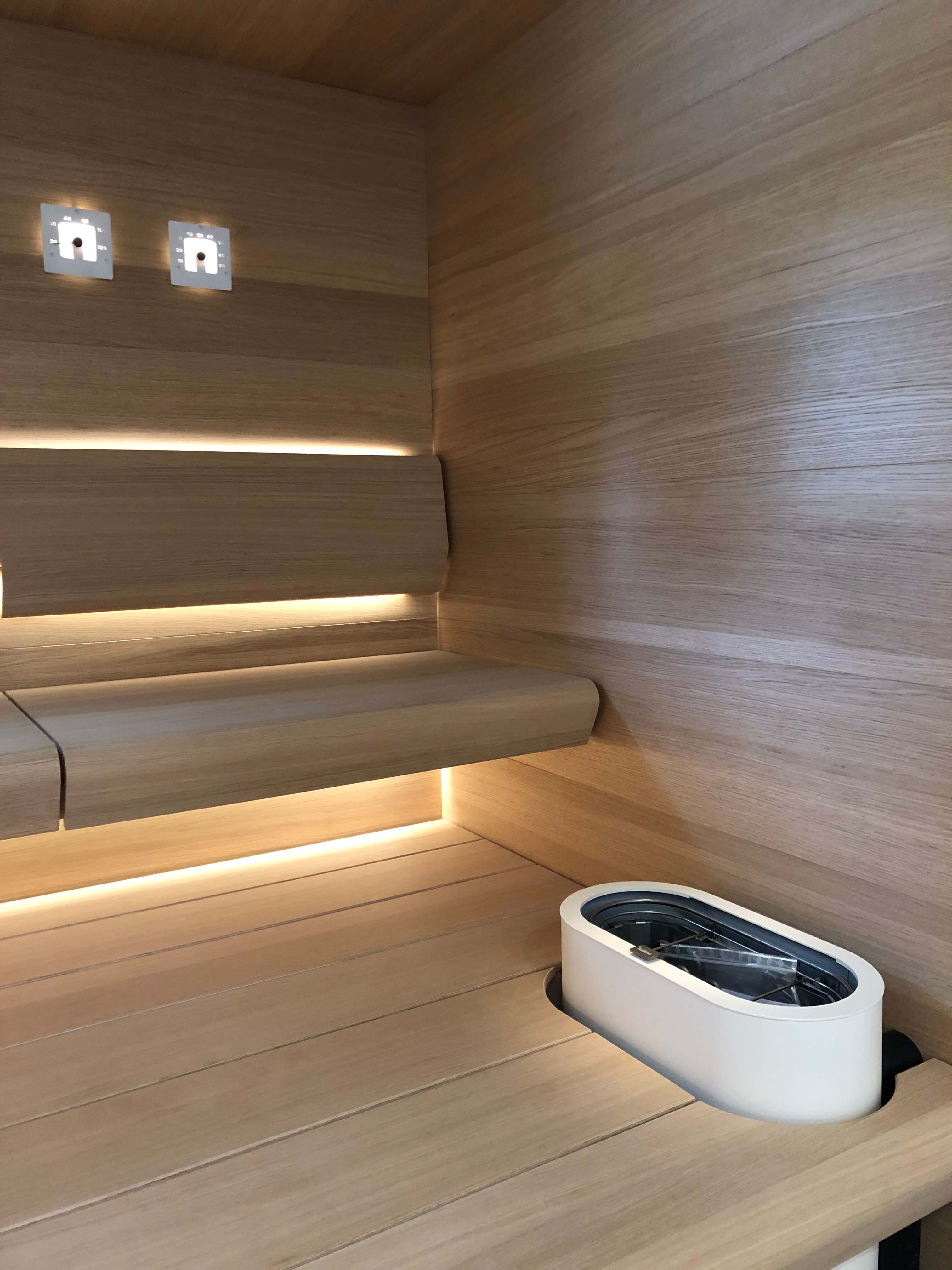 Paradox Retaliate pay Sauna Linear LED 4M + Spot - Cariitti